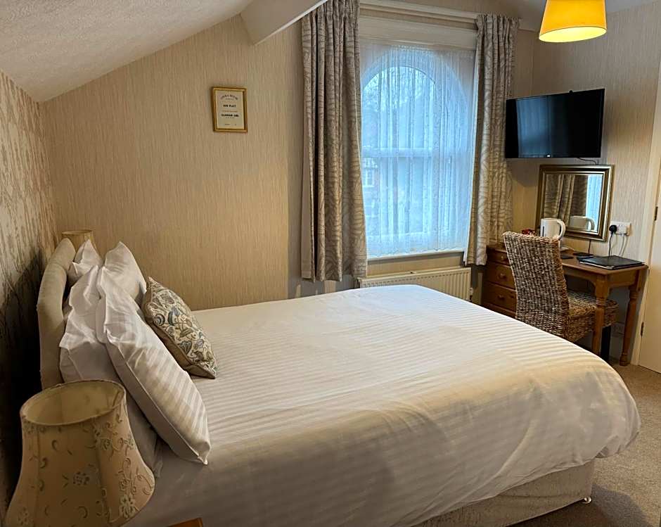 The Raincliffe Hotel