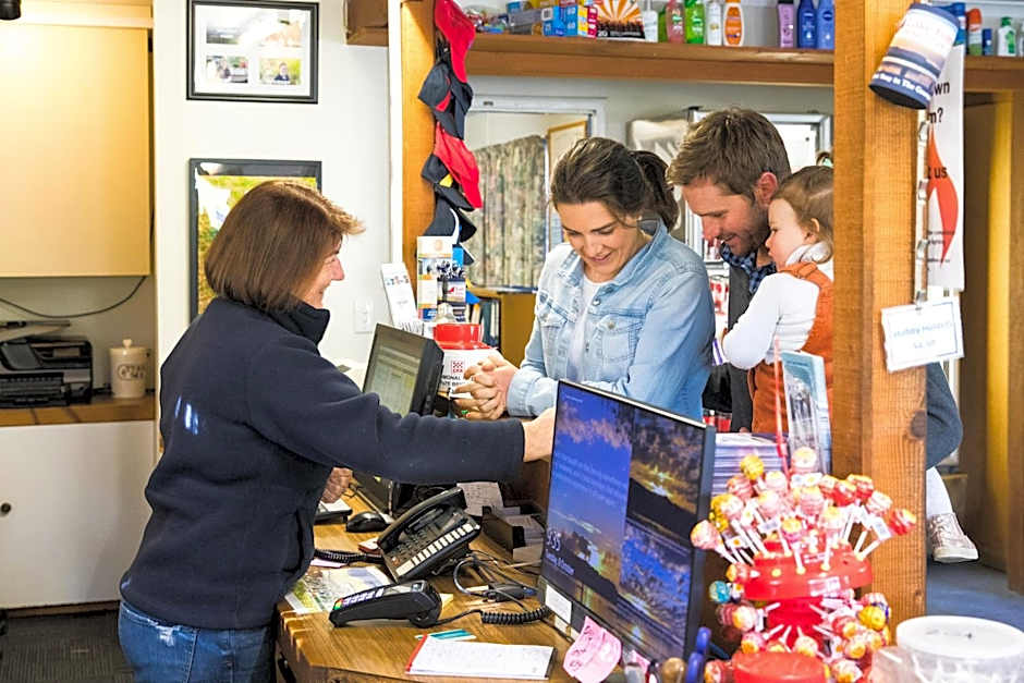 Lake Fyans Holiday Park