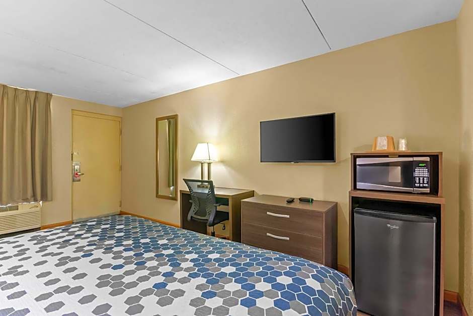Econo Lodge Panama City St. Andrews
