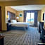 Wingate by Wyndham Harrisburg Near Hershey