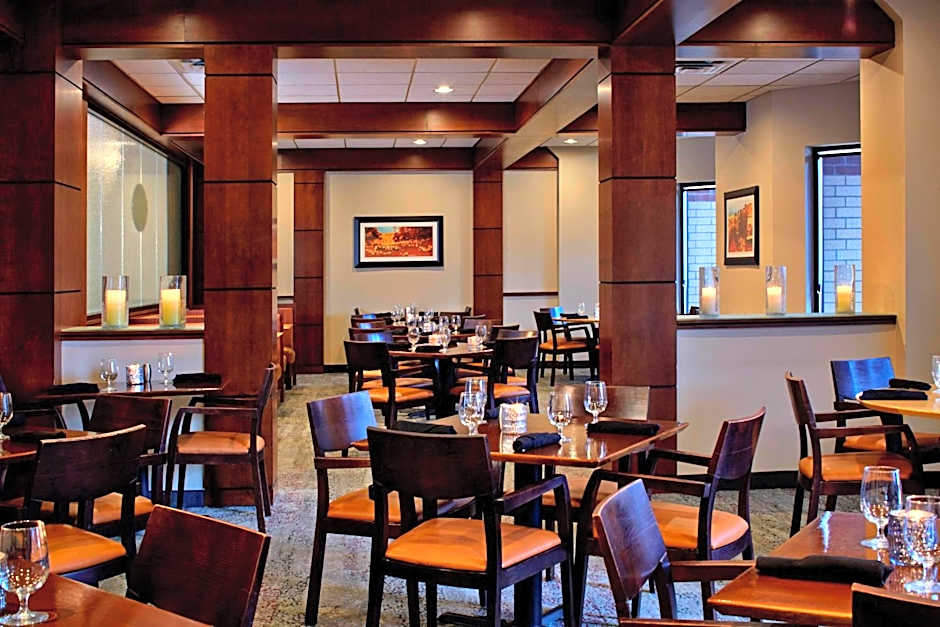 Courtyard by Marriott Bloomington by Mall of America