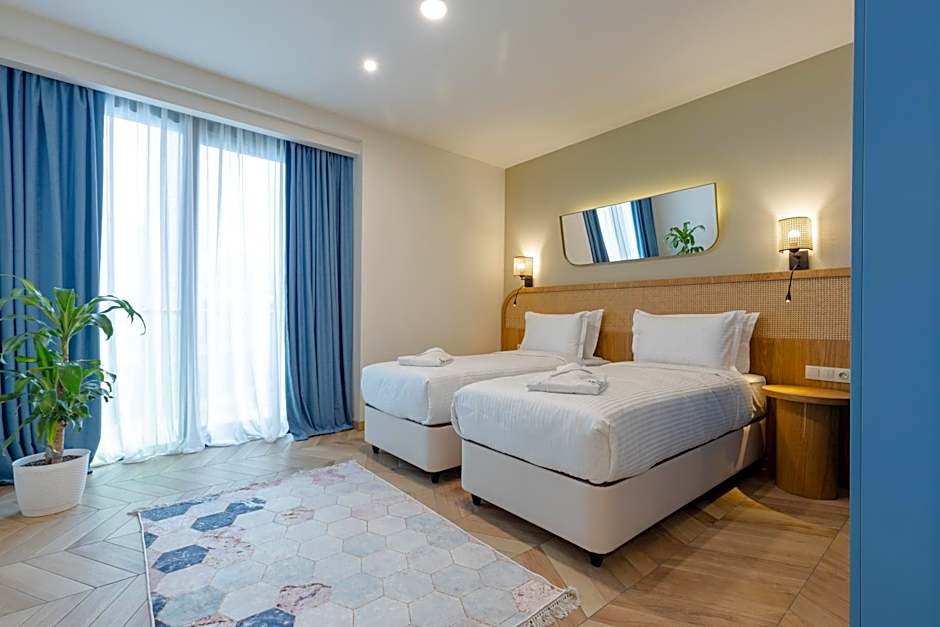 MiraMar Luxury Residences