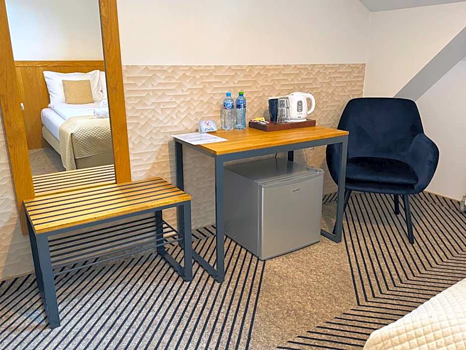 IRIS Aparthotel