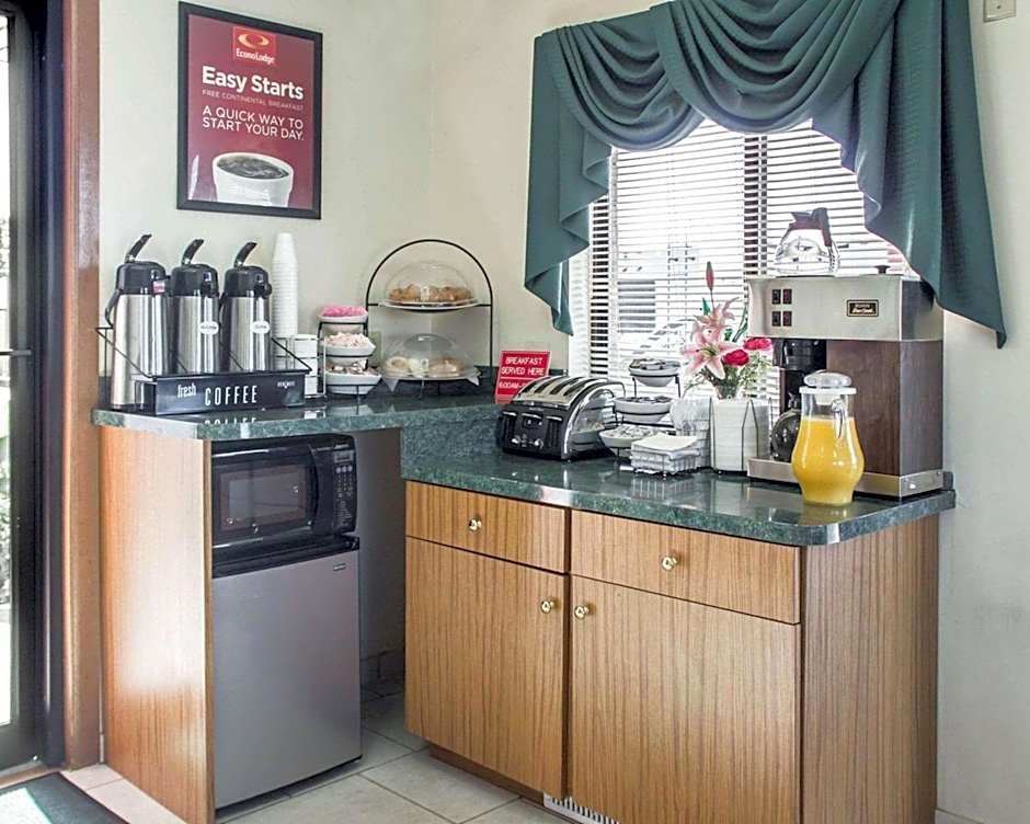 Econo Lodge Elkhart North