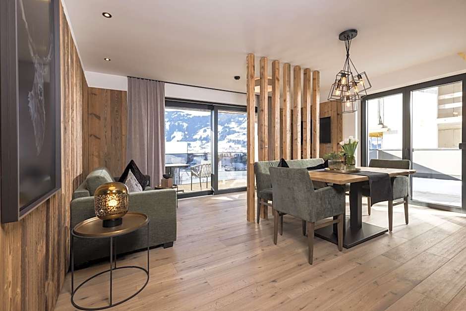 Seven Reasons / Panorama View