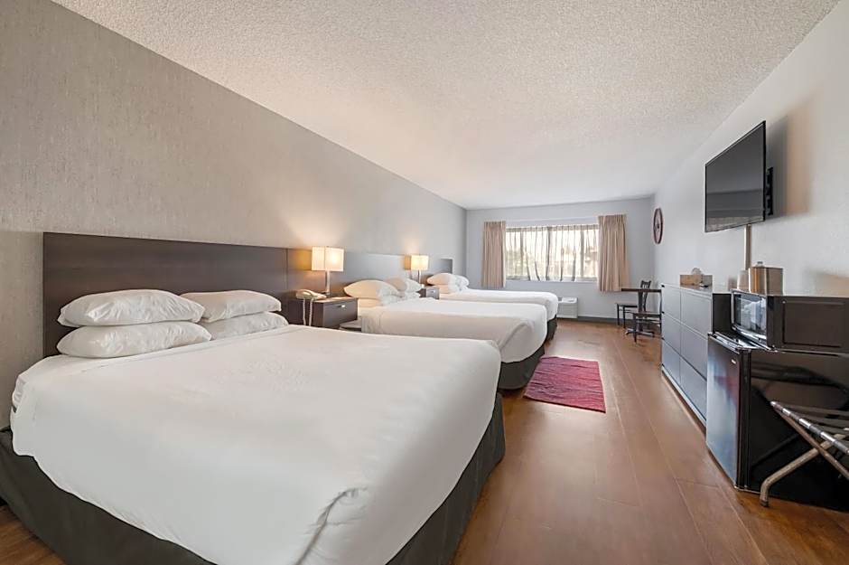 Red Lion Inn & Suites Ontario