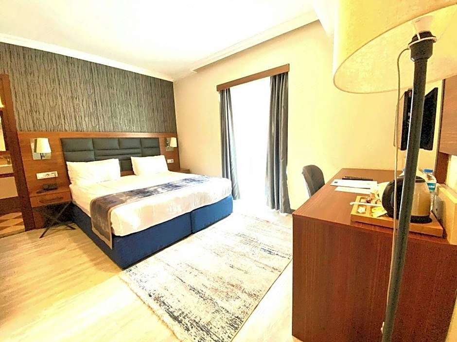 The Bostanci Otel