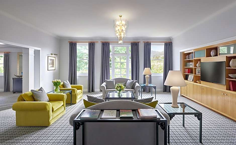 Hyatt Hotel Canberra - A Park Hyatt Hotel