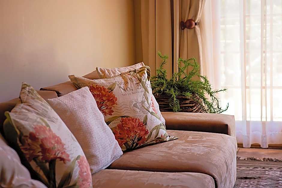 Oak Tree Lodge