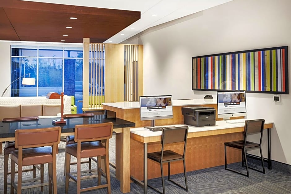 Holiday Inn Express And Suites Hudson I-94 By IHG