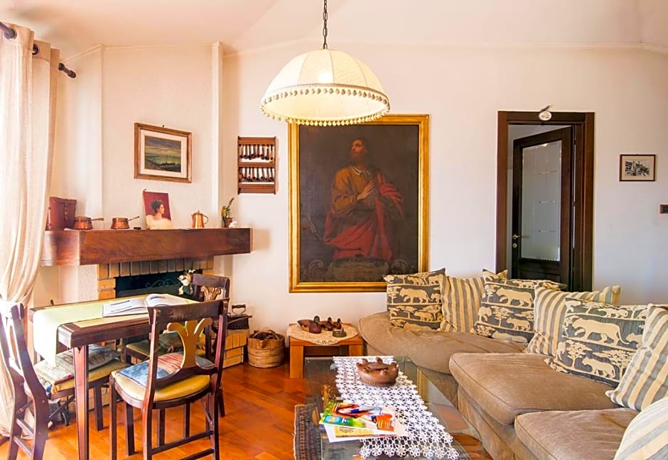 La Mansarda Delle Meraviglie – Trieste, FL