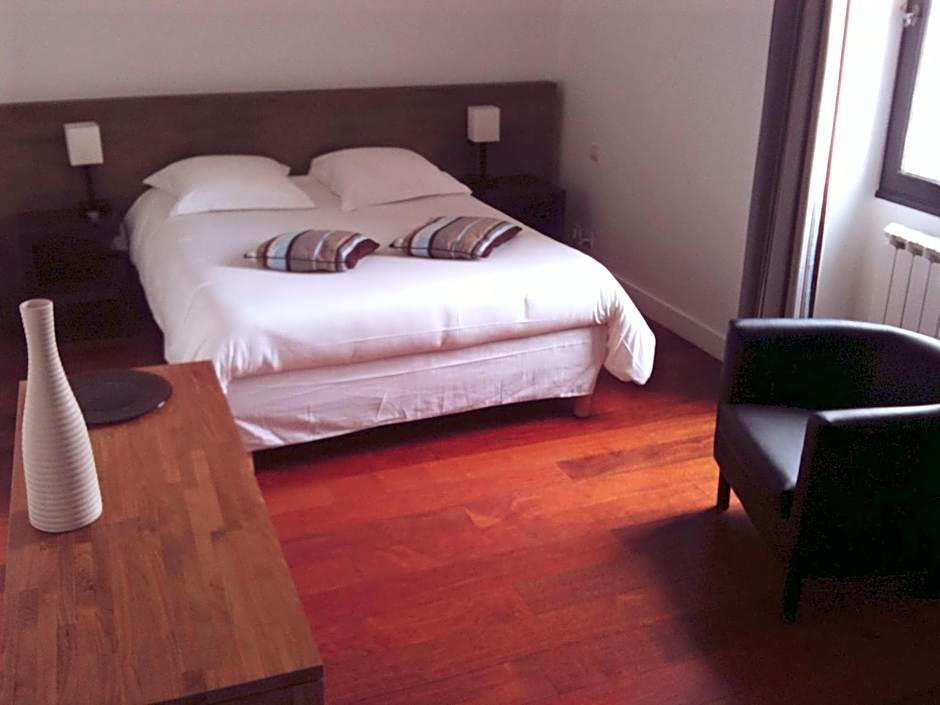 Hotel La Bastie d'Urfé