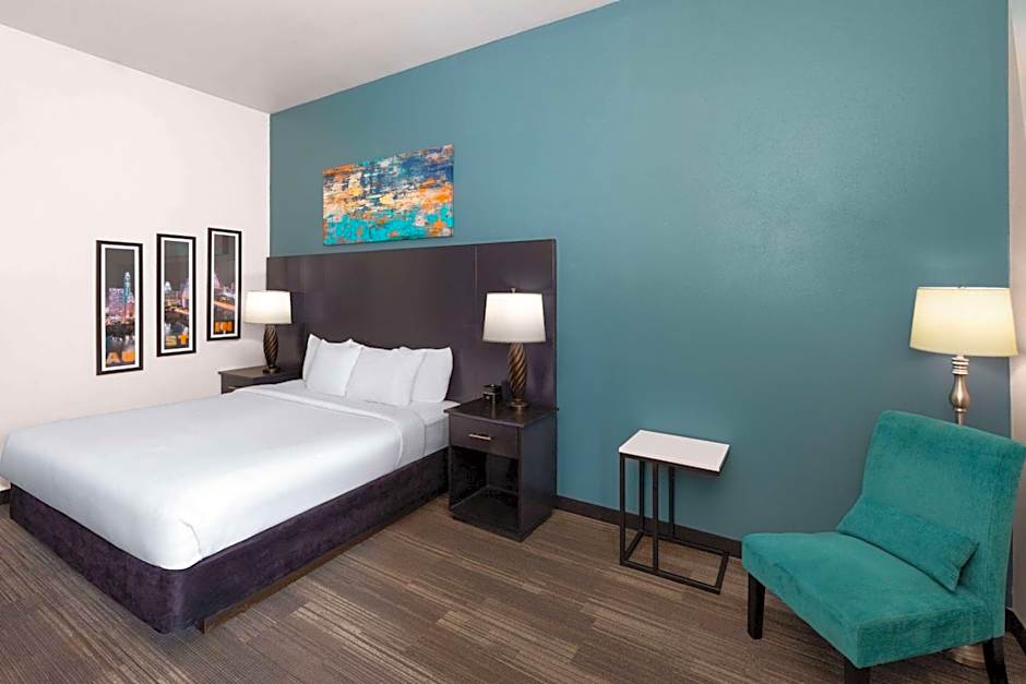 La Quinta Inn & Suites by Wyndham Austin NW/Lakeline Mall