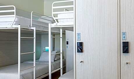 Private Standard Room with Balcony - 6 Adults