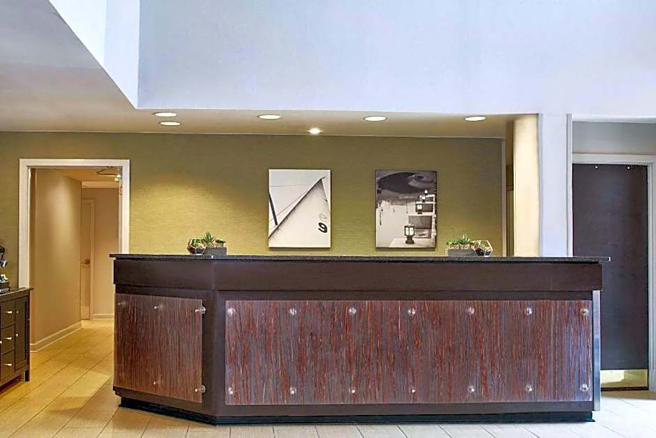 Residence Inn by Marriott Atlanta Airport North/Virginia Avenue