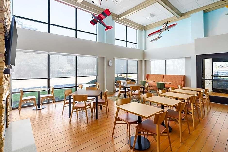 Hampton Inn By Hilton Chicago-Midway Airport