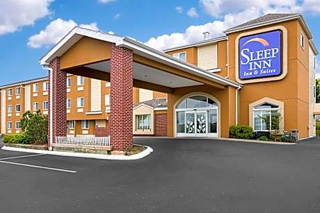 Sleep Inn & Suites Niantic North