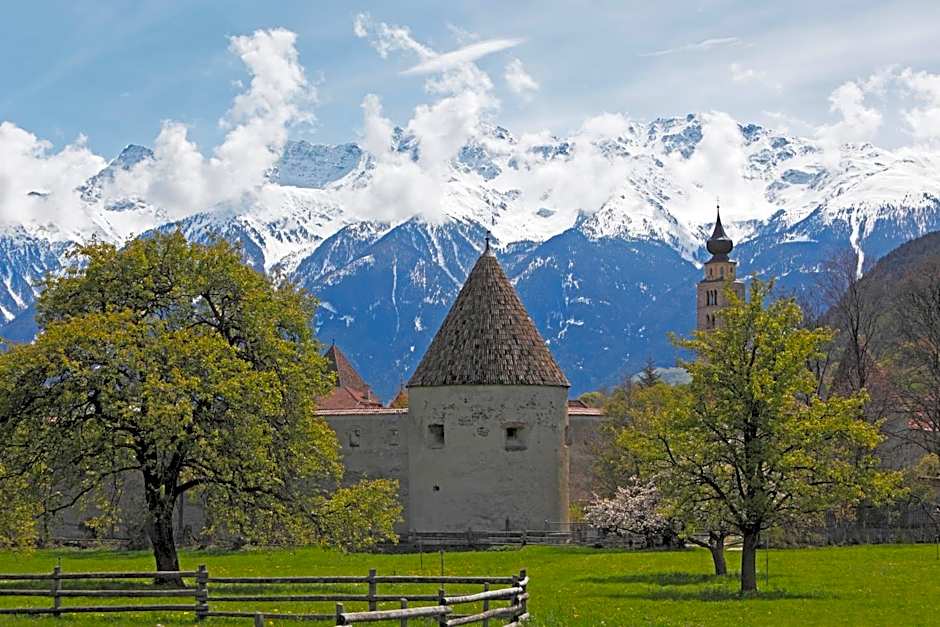 Pension & Residence Astoria