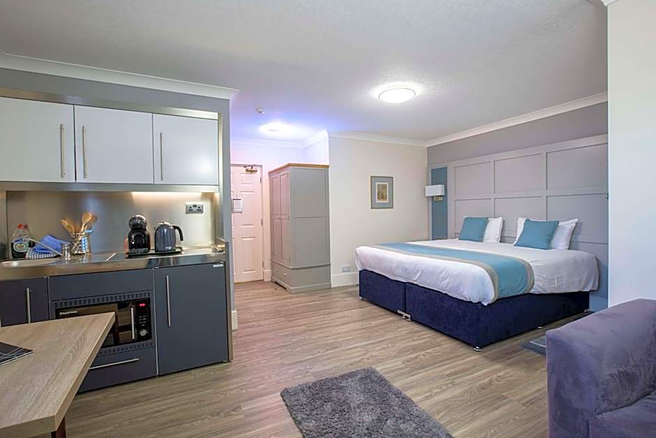 Best Western The Manor Hotel