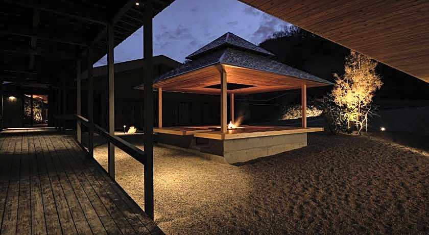 Naoshima Ryokan Roka