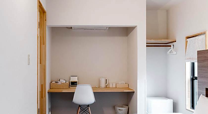 B and B MIKAWA Info Centre - Kanazawa Fish Harbour