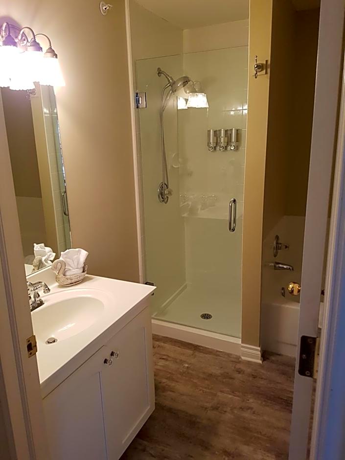 Lady MacDonald Country Inn