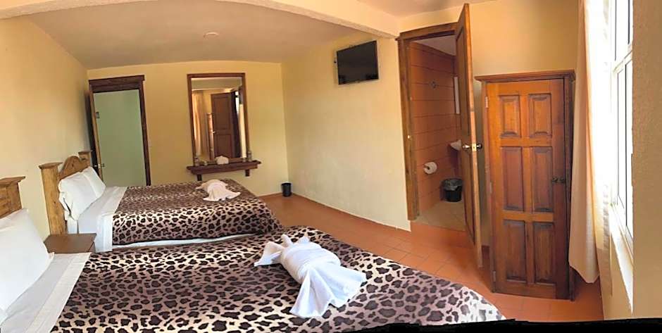 Hotel Renacer
