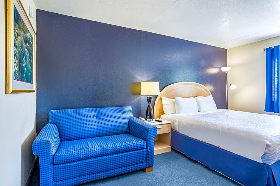 Rodeway Inn Branson, Brick House