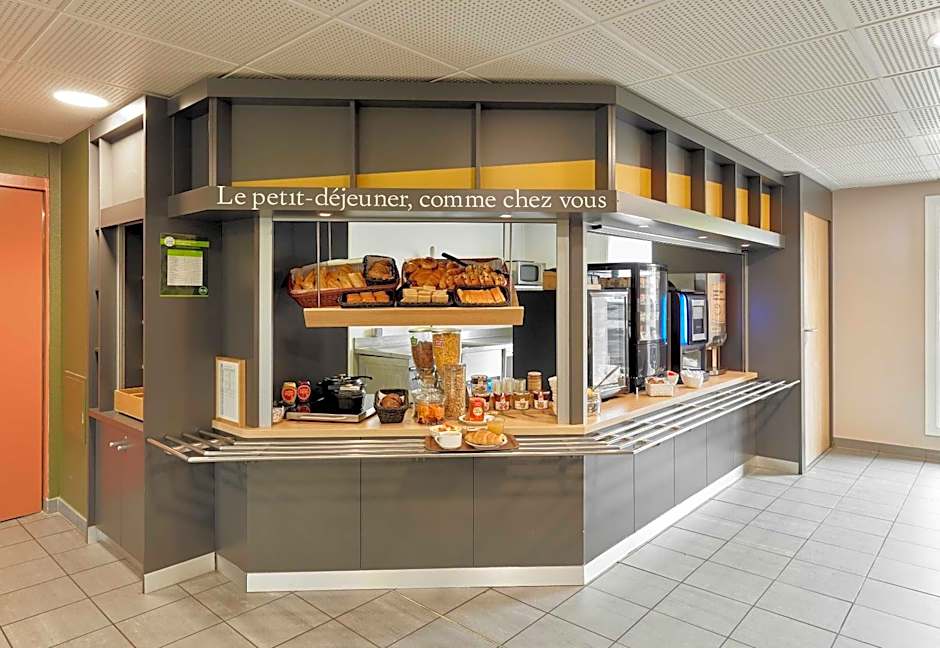 B&B HOTEL Paris Romainville Noisy-le-Sec