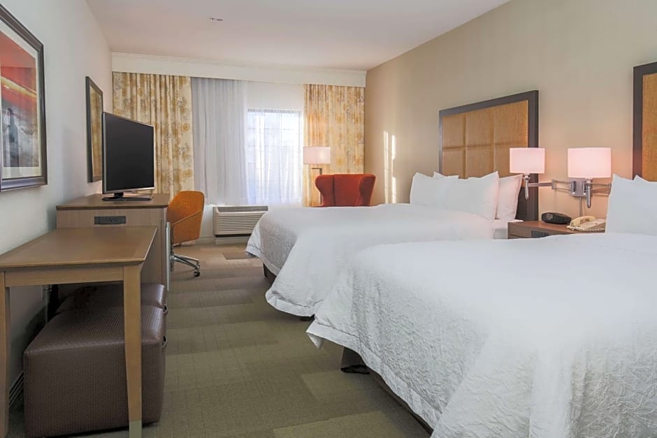 Hampton Inn By Hilton & Suites Camarillo