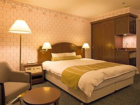 Double Room - Non-Smoking