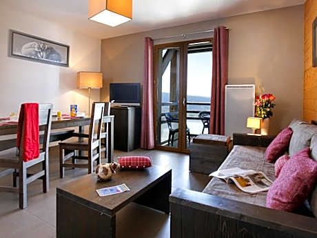 Apartment (8 Adults)