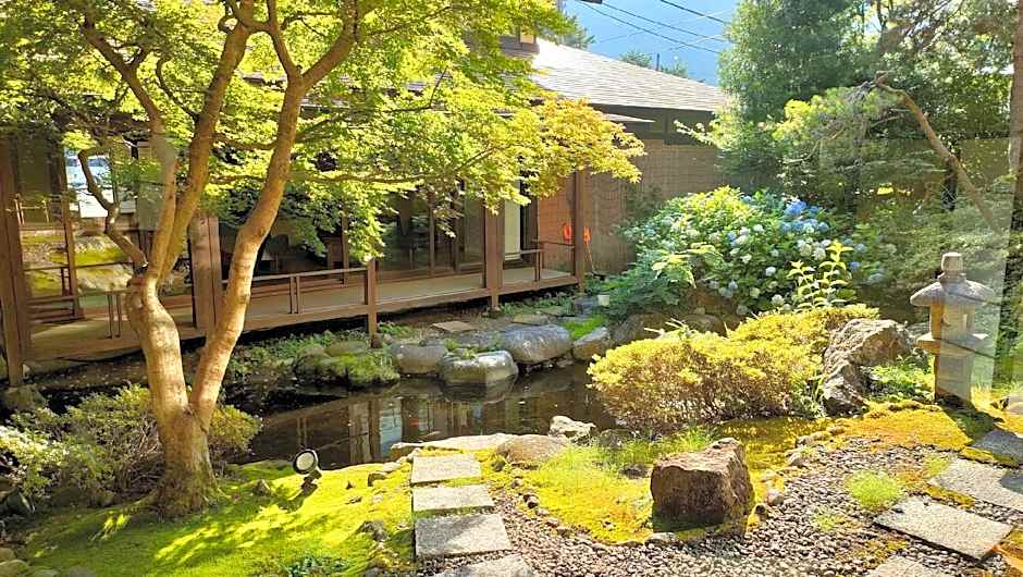 Sakahijiri Nikko