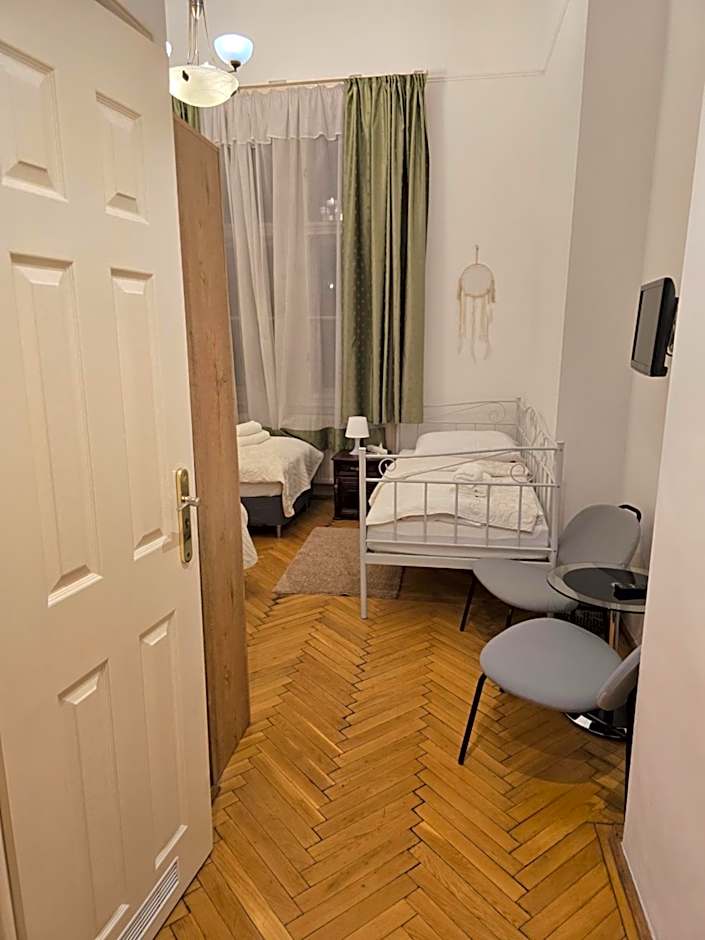 Budapest B&B Bed and Breakfast