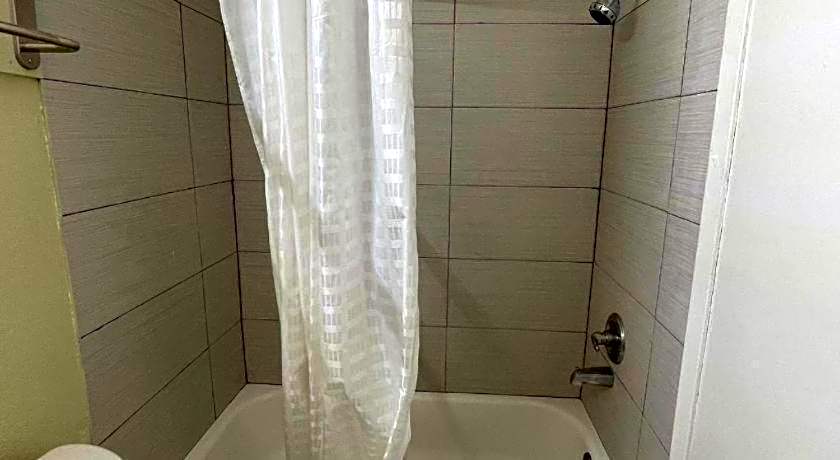 Americas Best Value Inn Alexandria