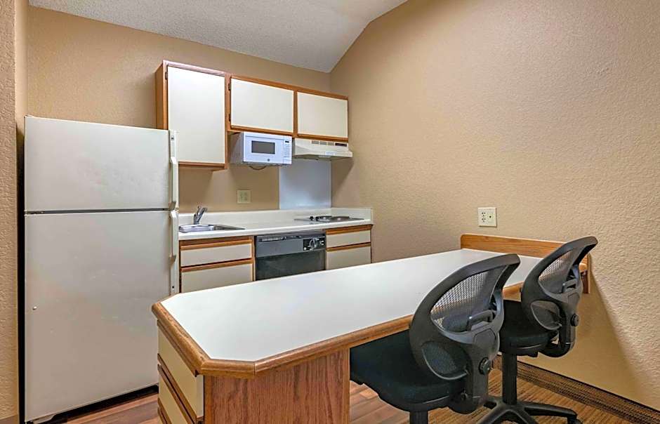 Extended Stay America Suites - Dallas - Plano Parkway