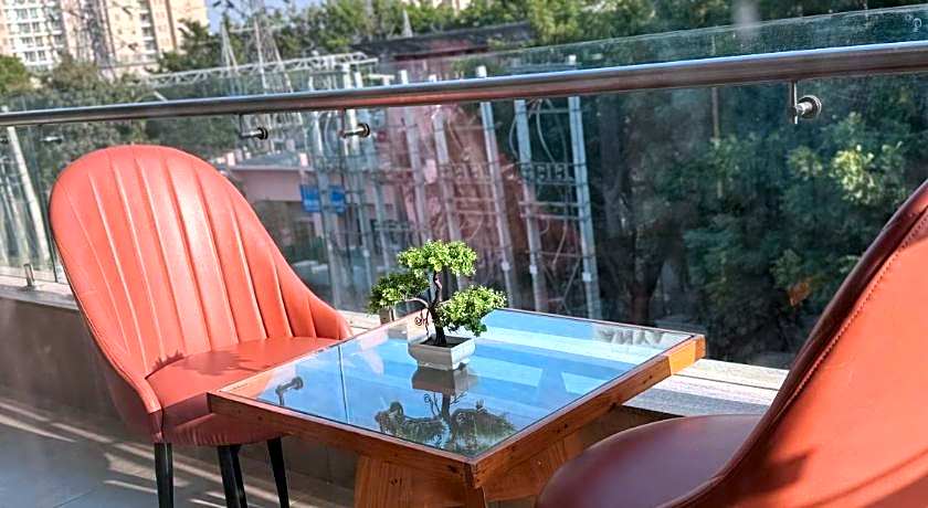 Hotel Golf View Suites