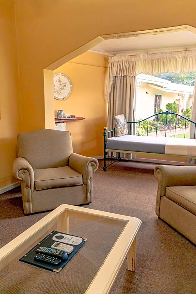 Ascot Inn