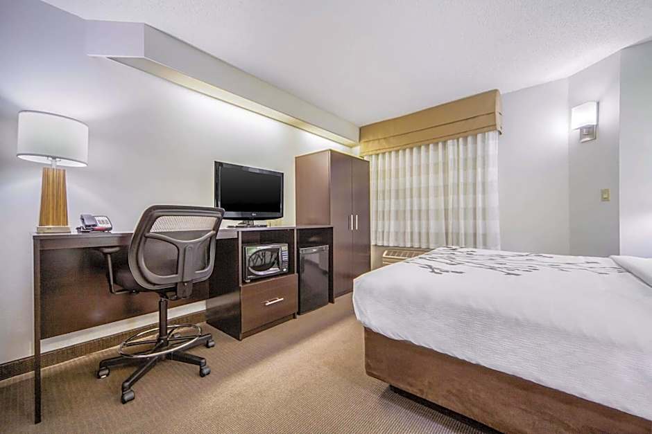 Sleep Inn & Suites Columbus