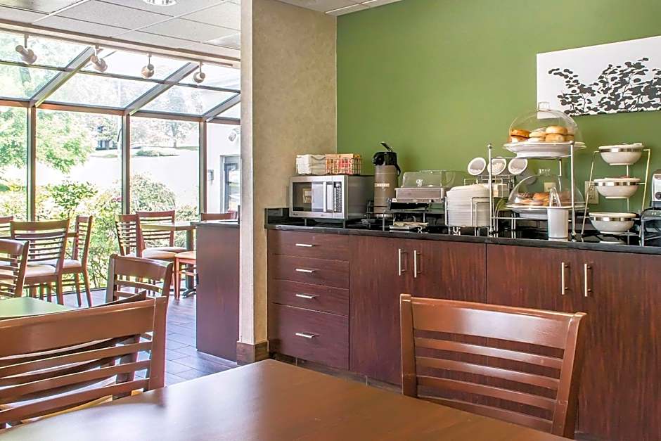 Sleep Inn & Suites Lancaster County