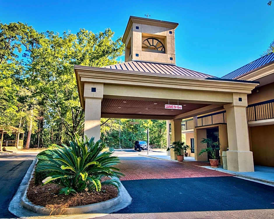 Clarion Inn & Suites Aiken South
