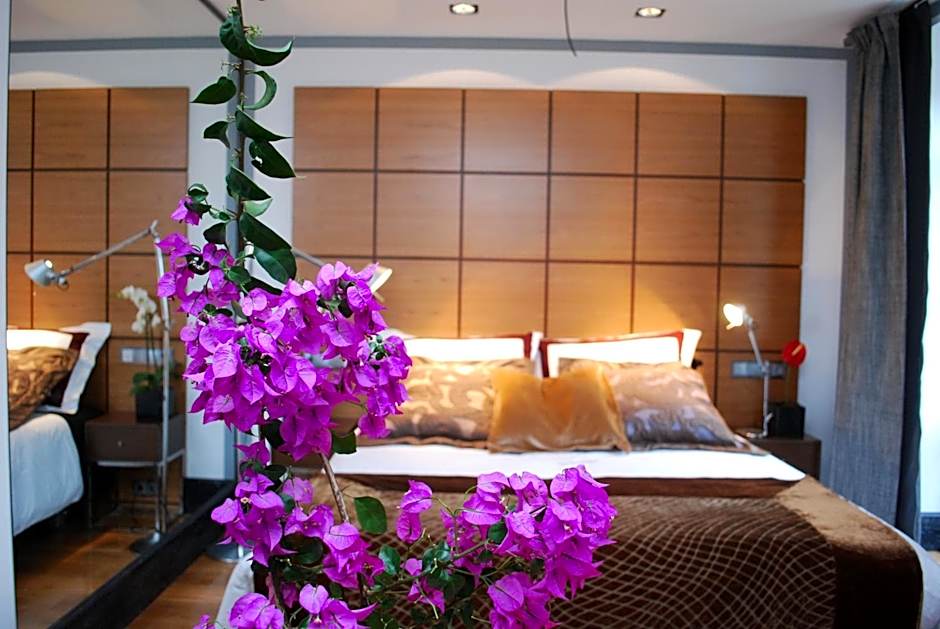 Browns Boutique Hotel