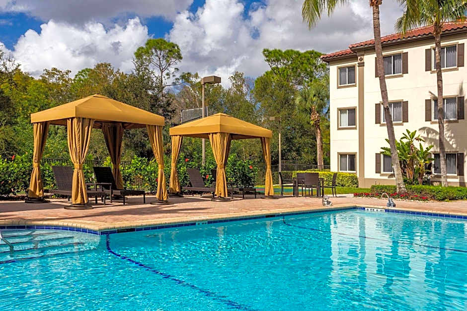 Hawthorn Extended Stay by Wyndham Naples