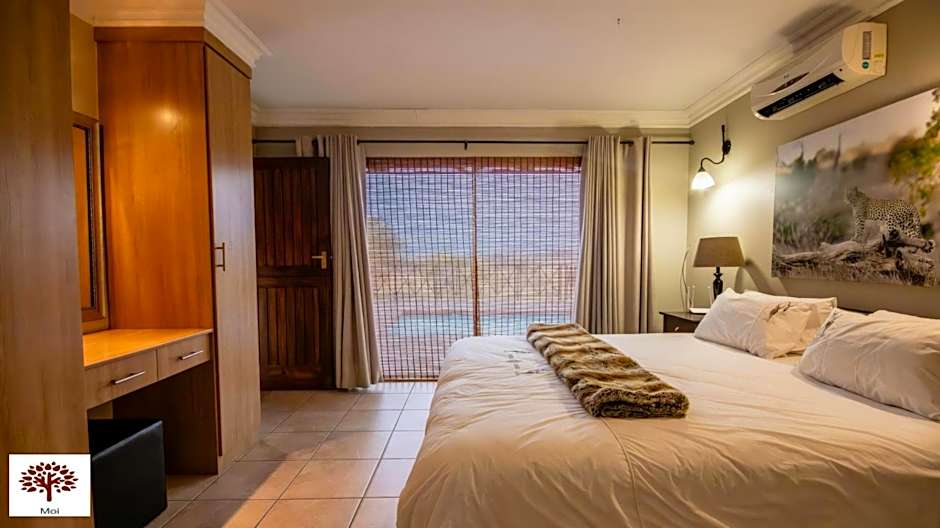 Zebula Golf and Wildlife Estate - Open Plains Pax 10 - Moi Signature Luxury villa