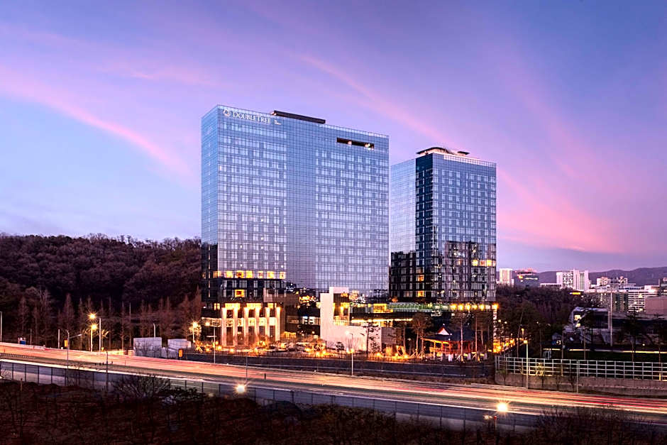 DoubleTree By Hilton Seoul Pangyo