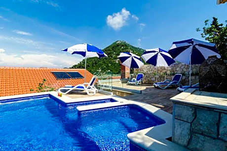 Adriatic-house & seaview pool