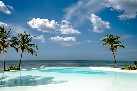 Zanbluu Beach Hotel