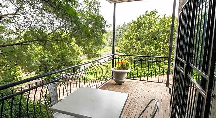 Altissimo Symphony Guesthouse