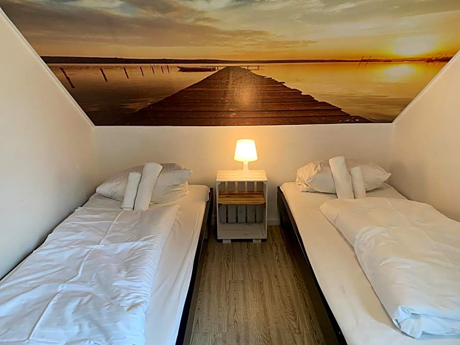 mybrand boardinghouse Volksdorf Self Check-in -free parking