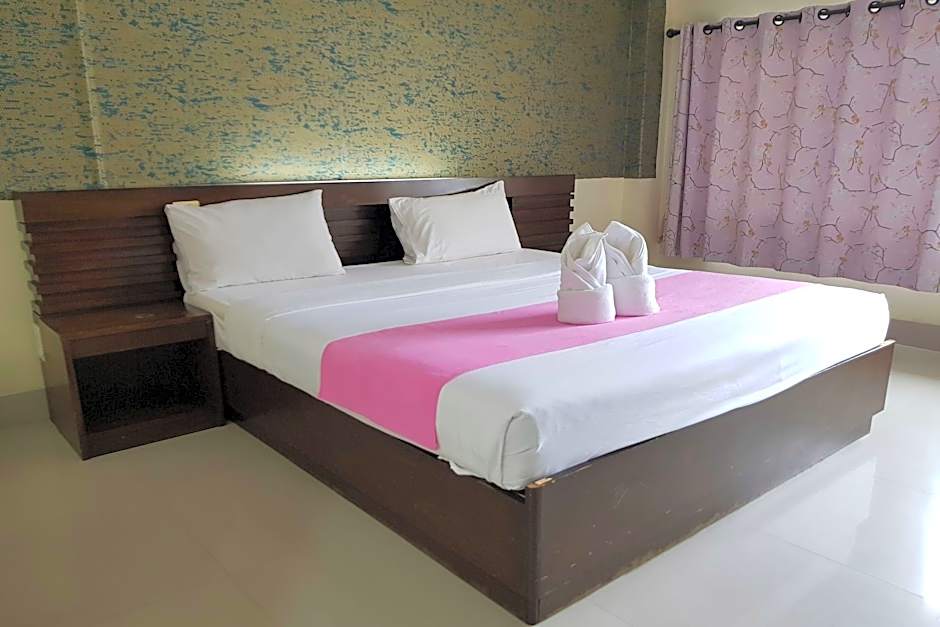 Poonsook Phitsanulok Hotel